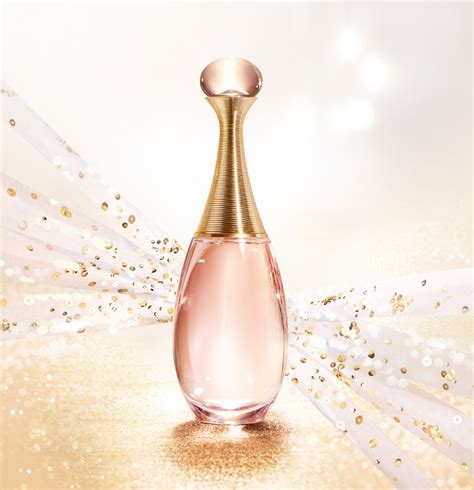 adore lumiere perfume